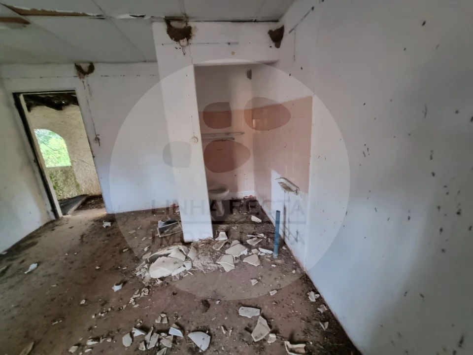 Moradia T5 para Venda em Ourique Foto 22