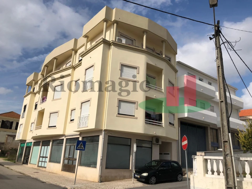 Loja para Venda em Rio Maior Foto 4