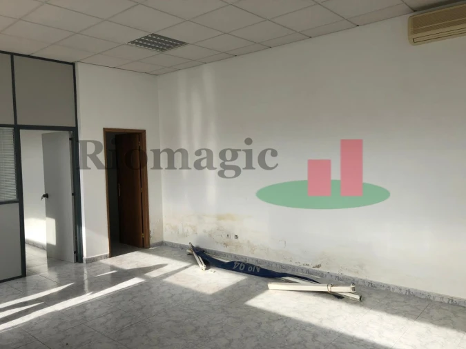 Loja para Venda em Rio Maior Foto 6