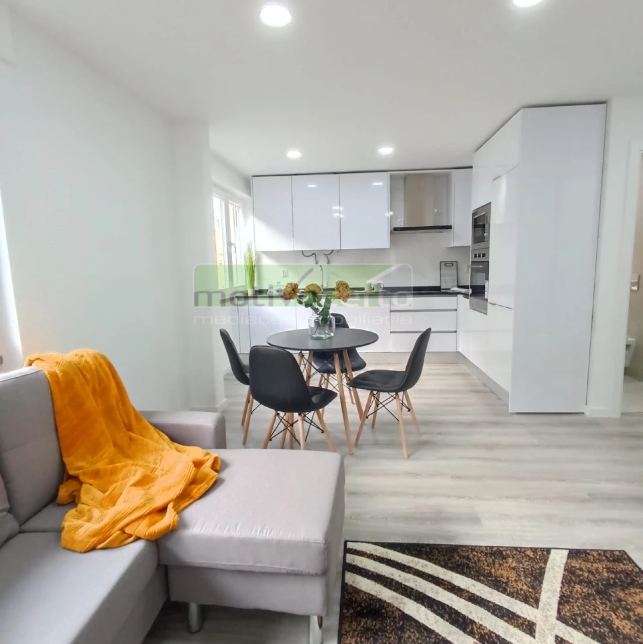 Apartamento T3 para Venda em Benfica Foto 1