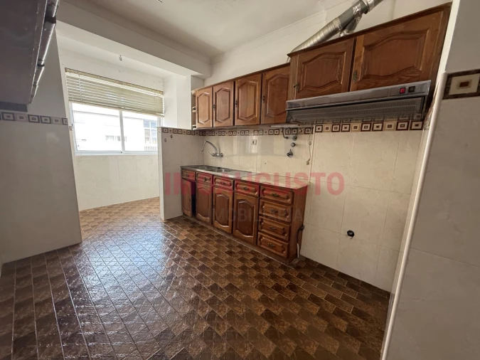 Apartamento T3 para Venda em Guarda Foto 4