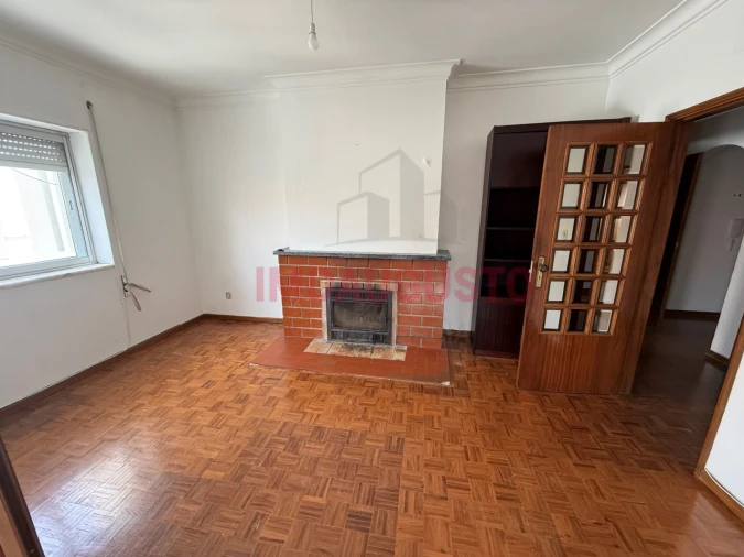 Apartamento T3 para Venda em Guarda Foto 6