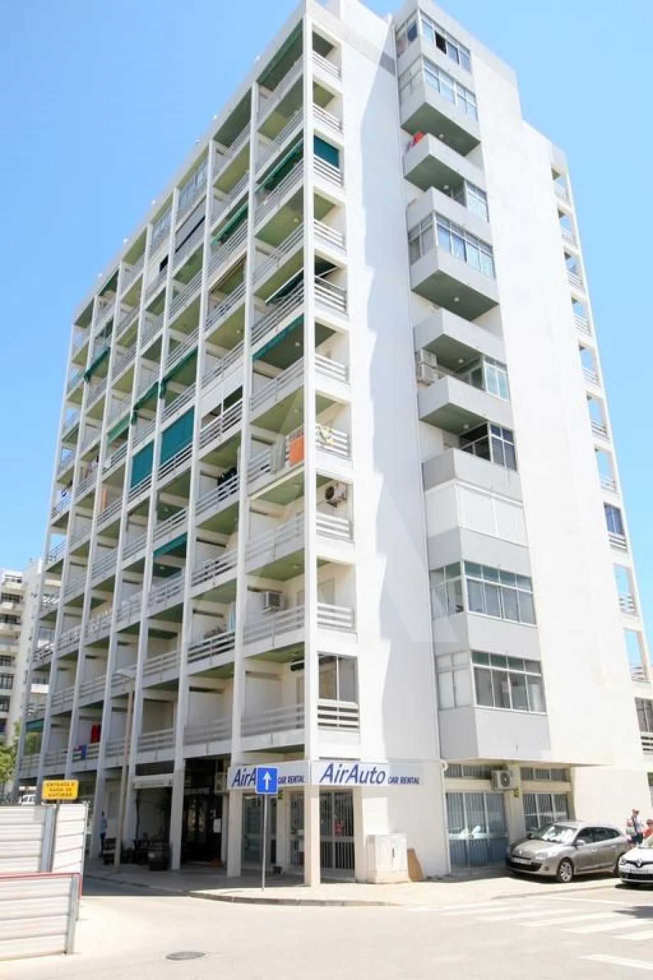 Apartamento T1 para Arrendamento em Quarteira Foto 14