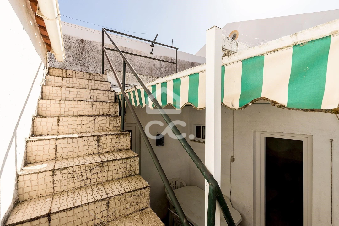 Moradia T1 para Venda em Redondo Foto 13