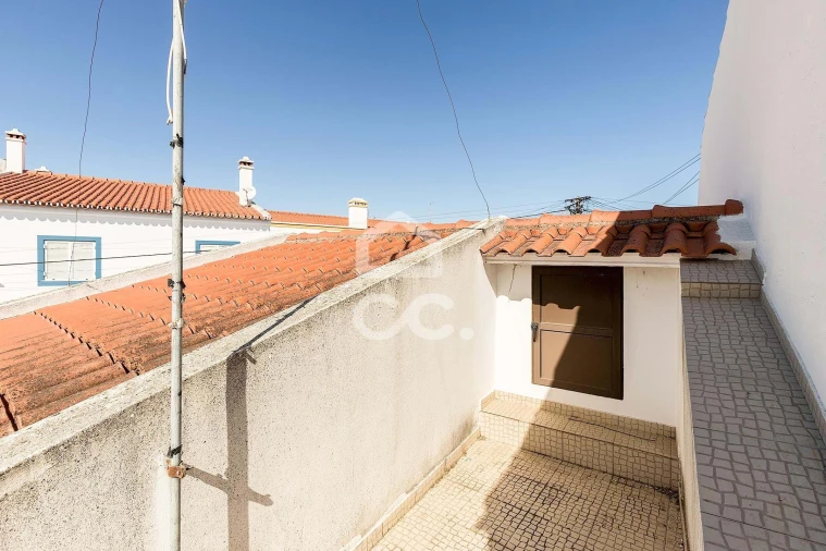 Moradia T1 para Venda em Redondo Foto 14