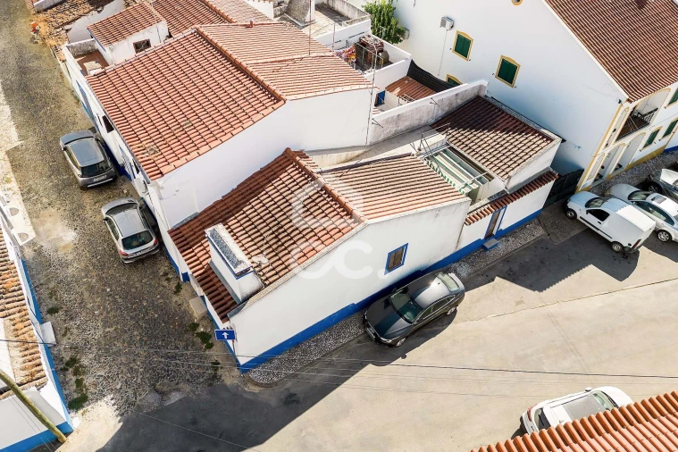 Moradia T1 para Venda em Redondo Foto 24