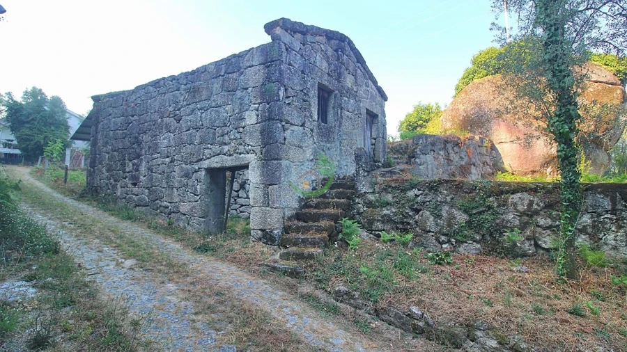 Terreno para Venda em Bouro (Santa Marta)