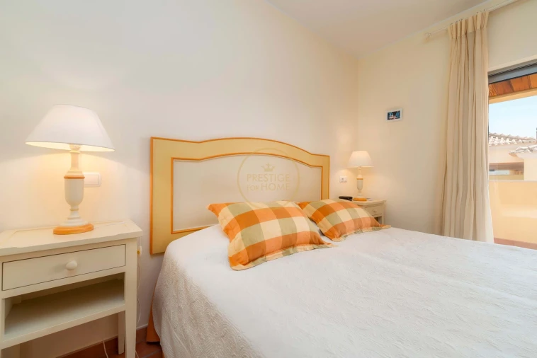 Moradia T3 para Arrendamento em Quarteira Foto 36