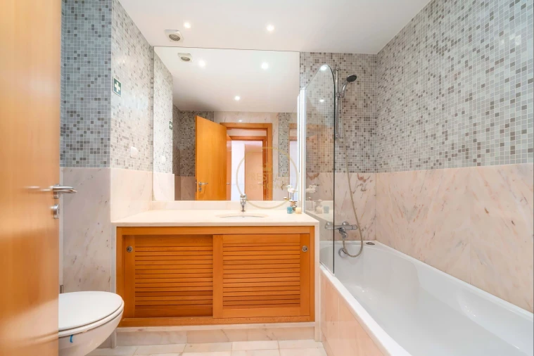 Moradia T3 para Arrendamento em Quarteira Foto 29