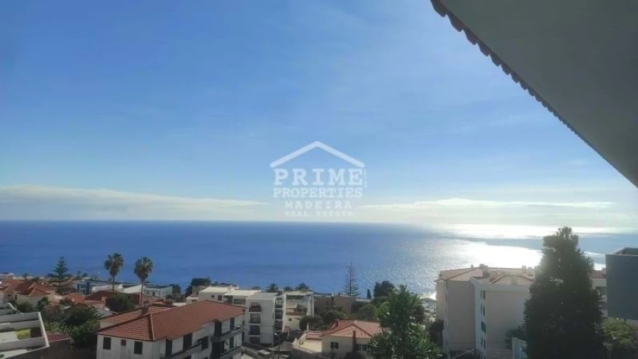 Apartamento T2 para Venda em Caniço Foto 12