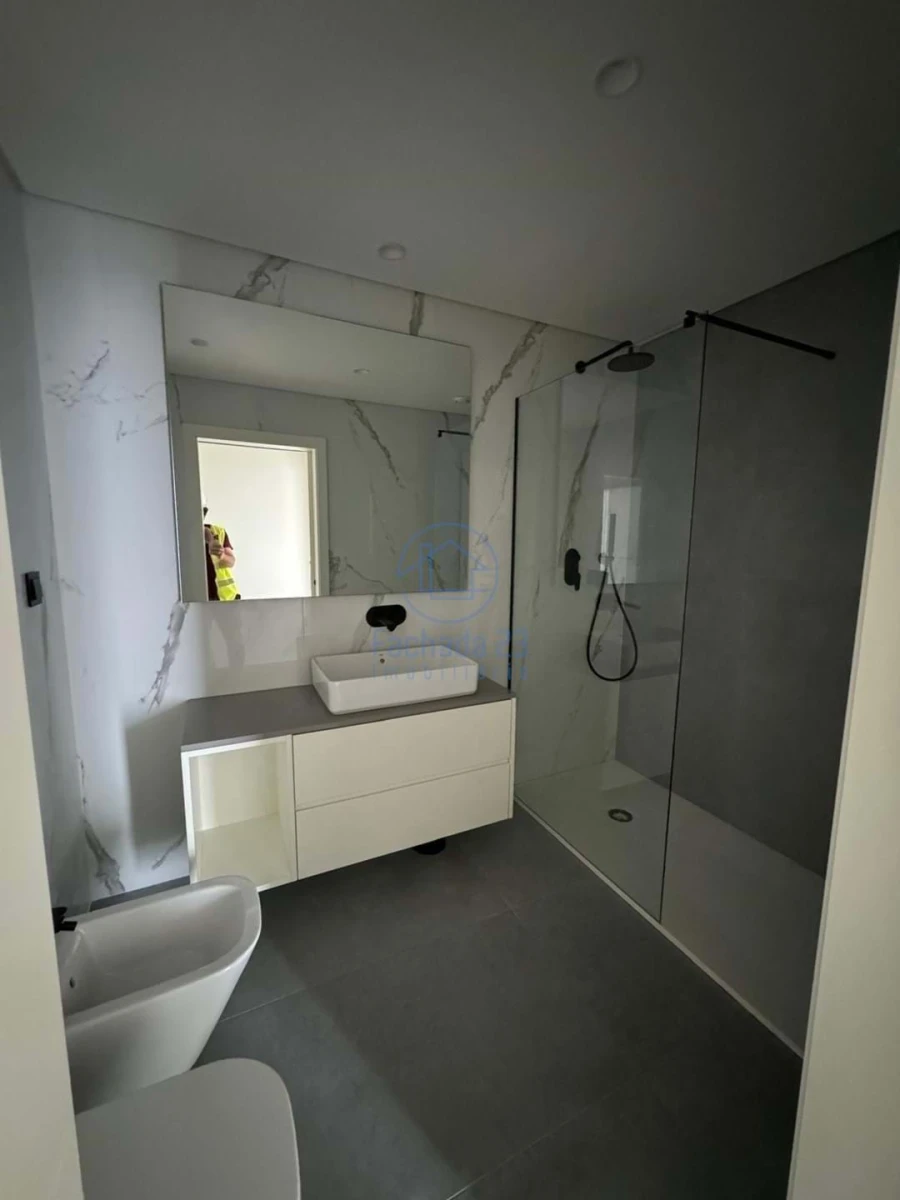 Apartamento T3 para Venda em Santa Marinha e São Pedro da Afurada Foto 6