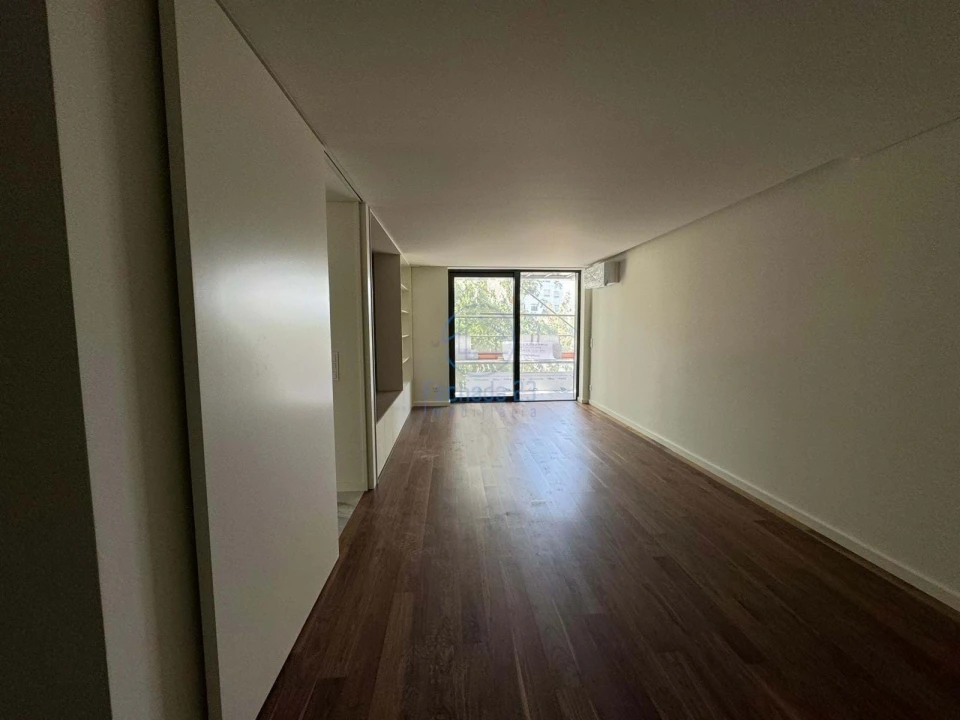 Apartamento T3 para Venda em Santa Marinha e São Pedro da Afurada Foto 4