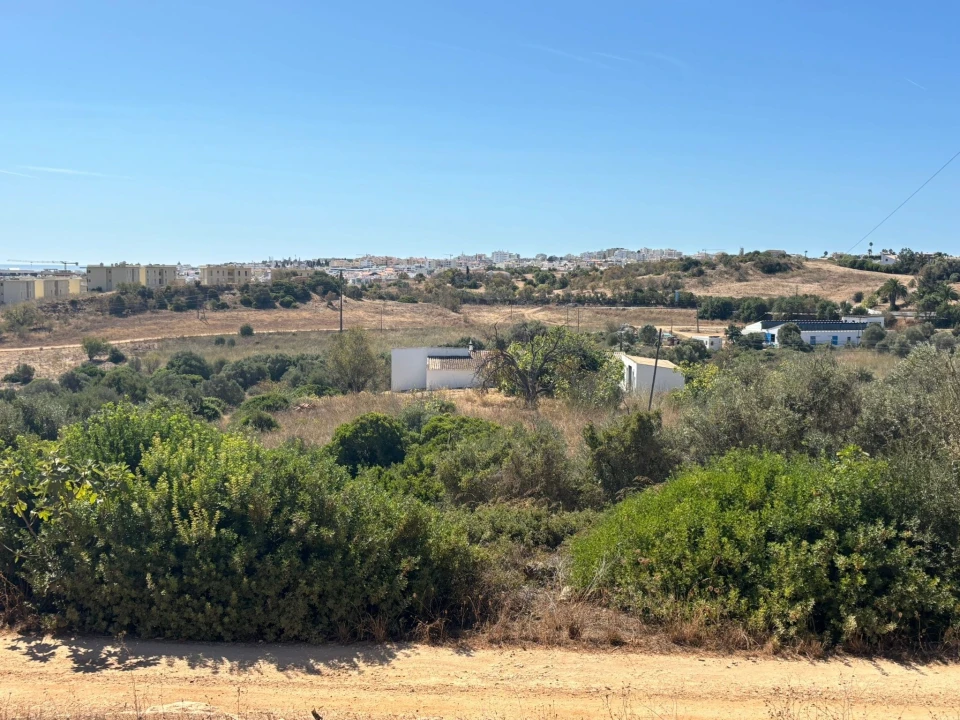 Terreno para Venda em Lagos (São Sebastião e Santa Maria) Foto 5