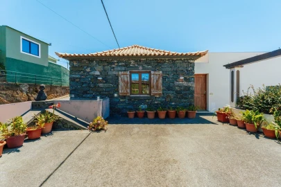 Moradia T3 para Venda em Ponta do Sol