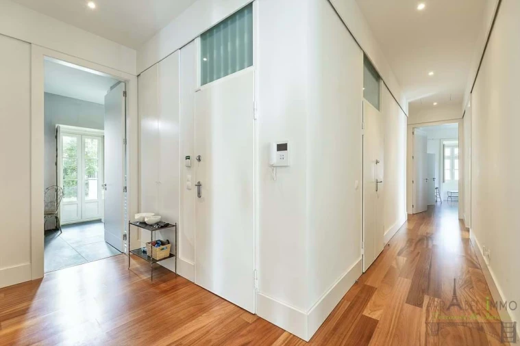 Apartamento T4 para Venda em Santa Maria Maior Foto 29