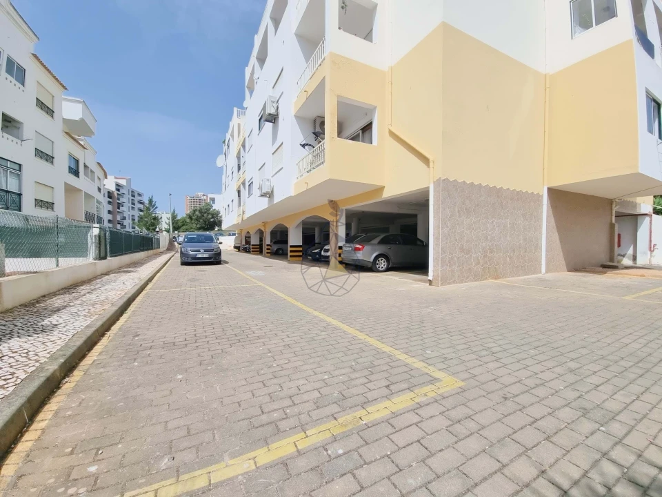 Apartamento T2 para Arrendamento em Portimão Foto 19