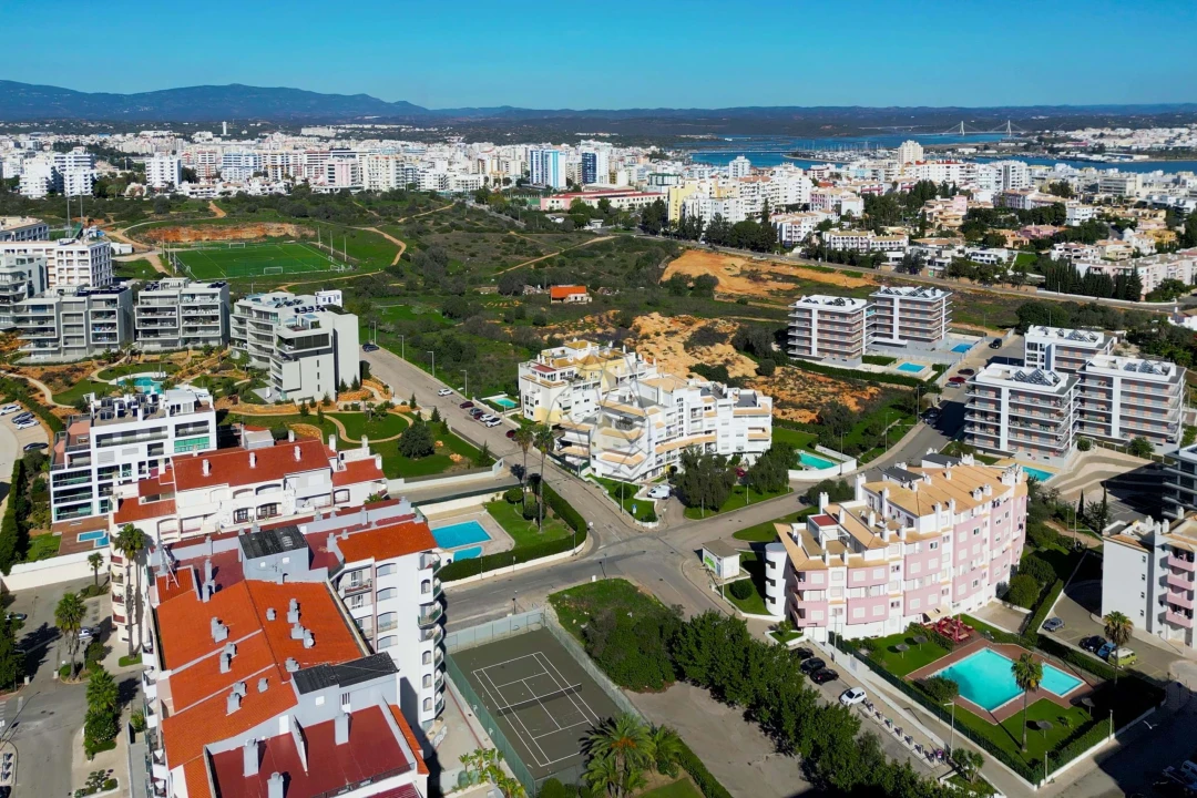 Apartamento T2 para Arrendamento em Portimão Foto 27