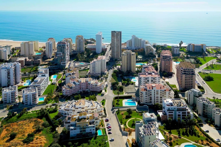 Apartamento T2 para Arrendamento em Portimão Foto 26