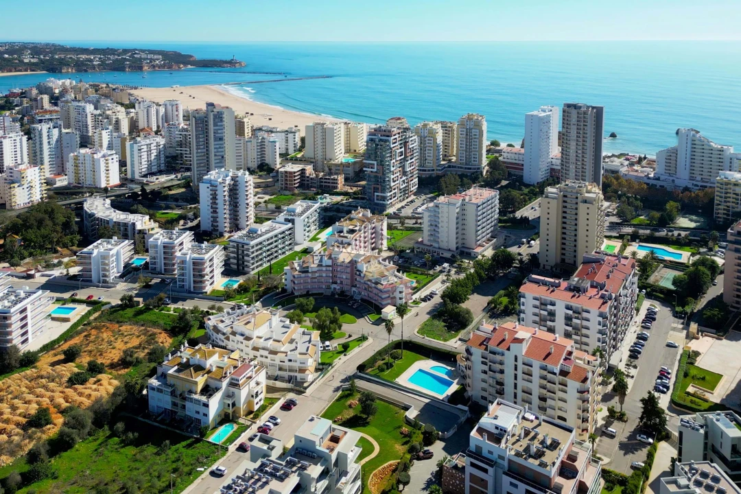 Apartamento T2 para Arrendamento em Portimão Foto 24