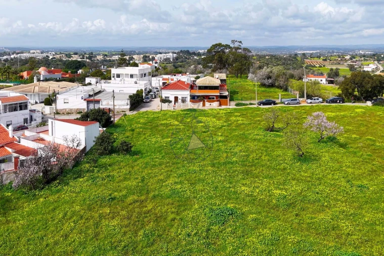 Moradia T3 para Arrendamento em Alvor Foto 63