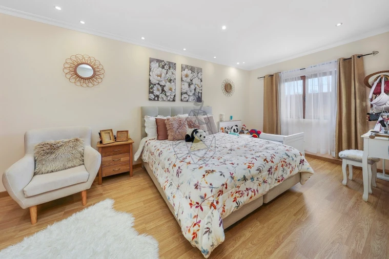 Moradia T3 para Arrendamento em Alvor Foto 6