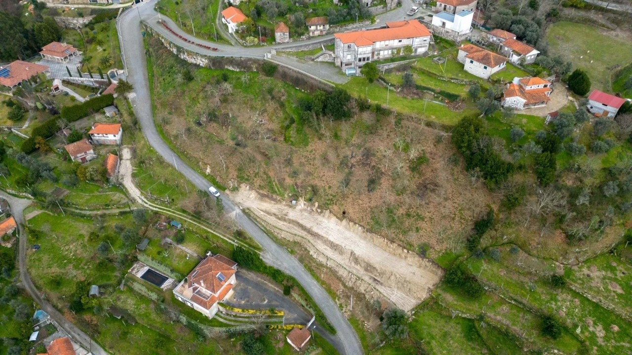 Terreno para Venda em Aboadela, Sanche e Várzea Foto 23