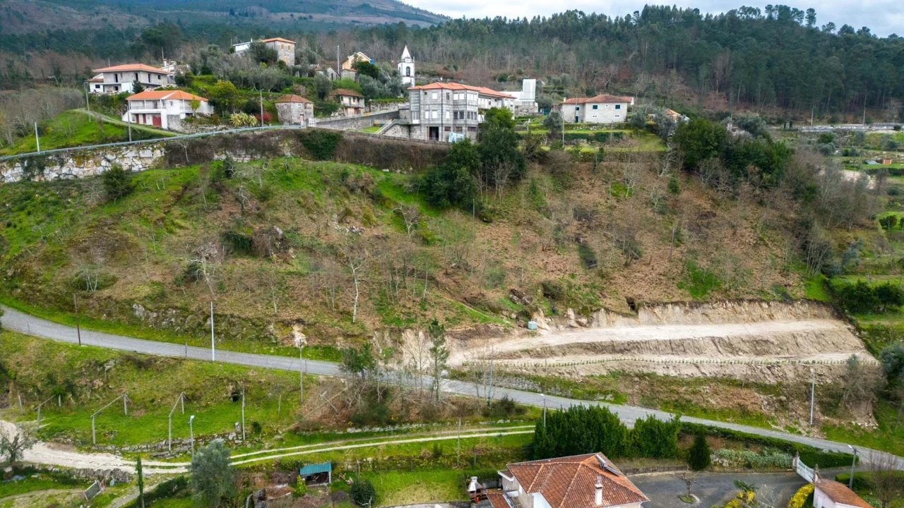 Terreno para Venda em Aboadela, Sanche e Várzea Foto 15