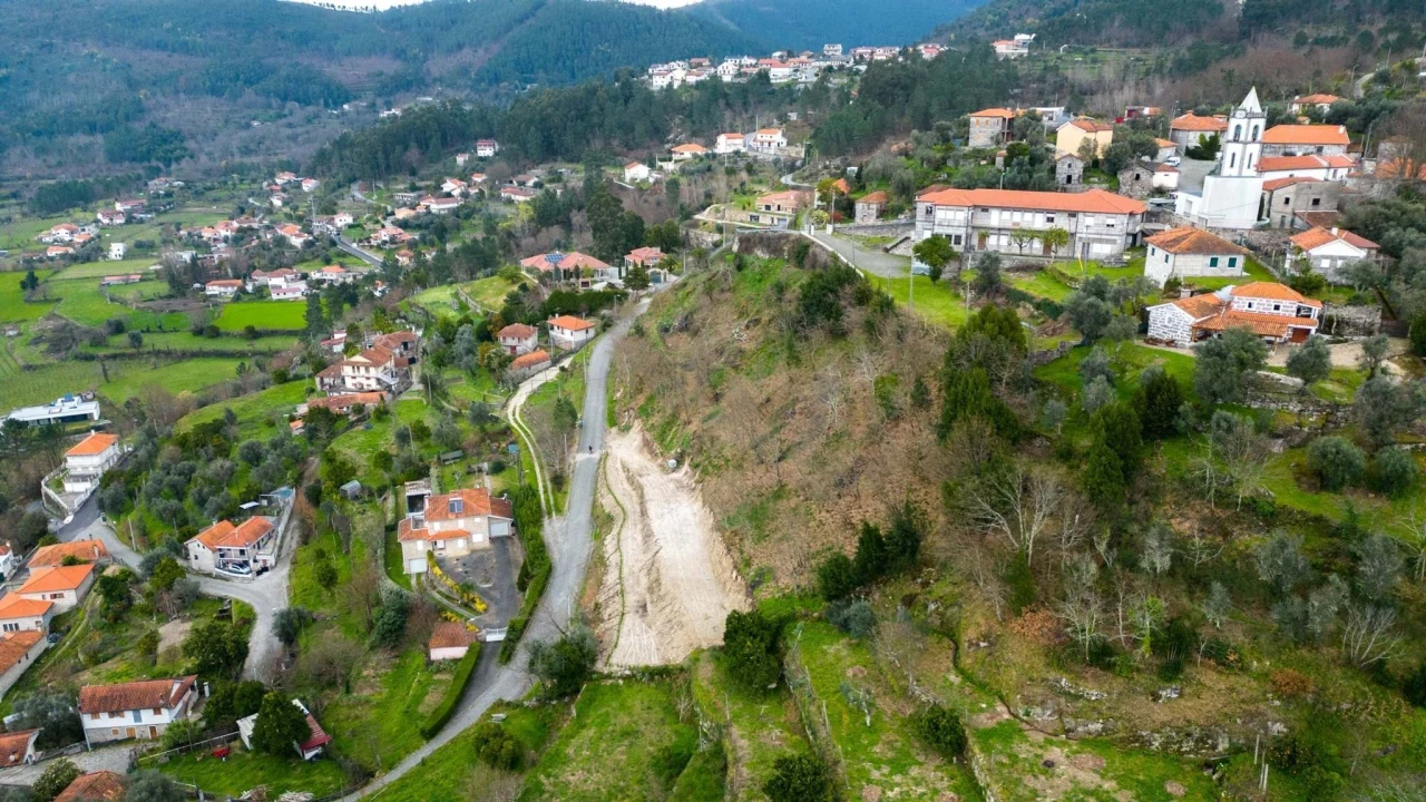 Terreno para Venda em Aboadela, Sanche e Várzea Foto 25
