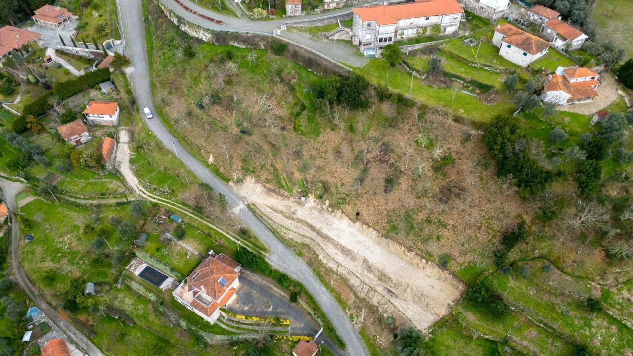 Terreno para Venda em Aboadela, Sanche e Várzea Foto 22