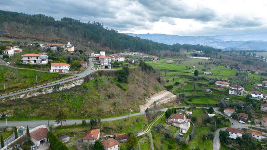 Terreno para Venda em Aboadela, Sanche e Várzea Foto 3