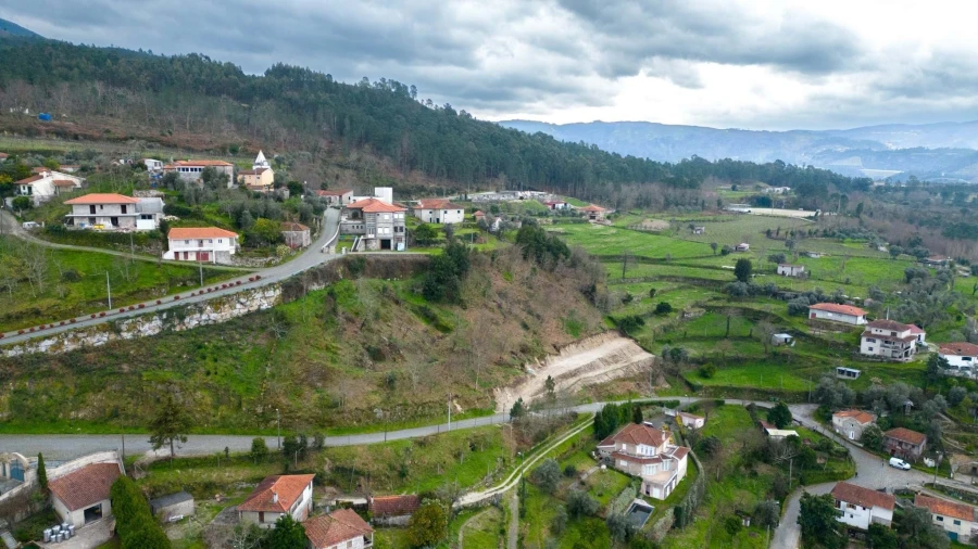 Terreno para Venda em Aboadela, Sanche e Várzea Foto 4