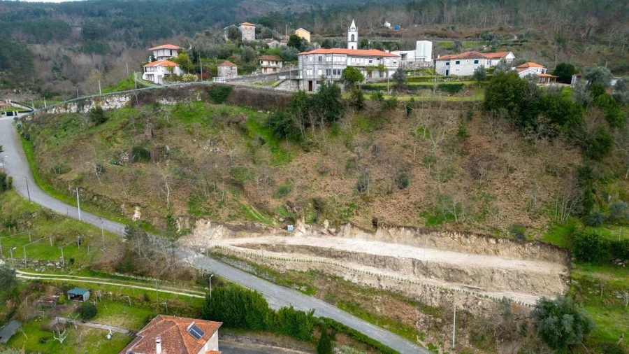 Terreno para Venda em Aboadela, Sanche e Várzea Foto 10