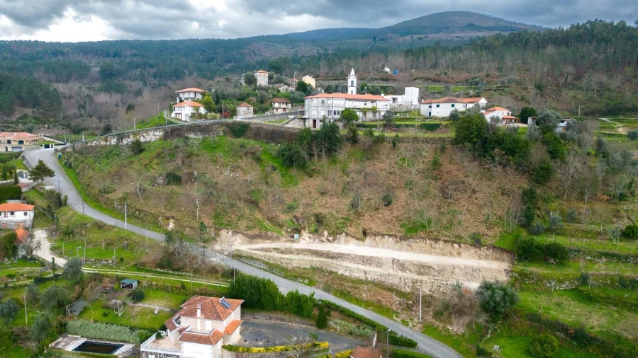 Terreno para Venda em Aboadela, Sanche e Várzea Foto 8