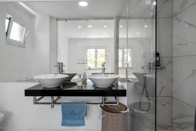 Apartamento T3 para Venda em Seixal Foto 15