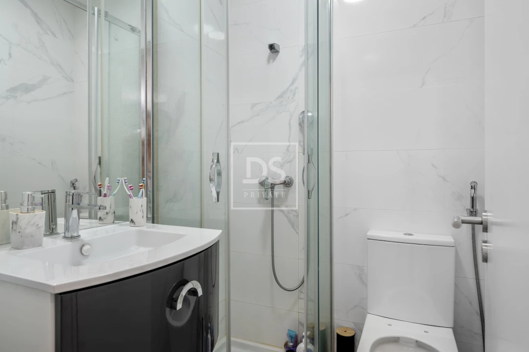 Apartamento T3 para Venda em Seixal Foto 12