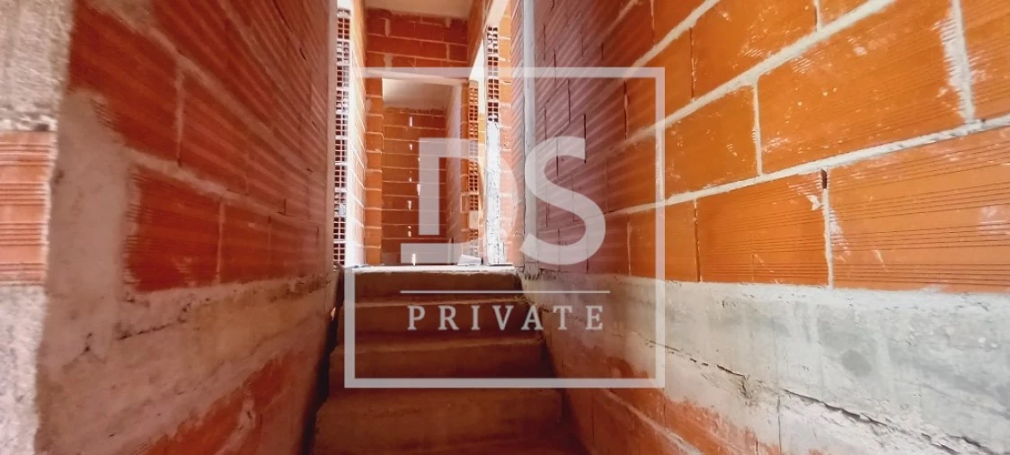 Moradia T4 para Venda em Igreja Nova e Cheleiros Foto 14