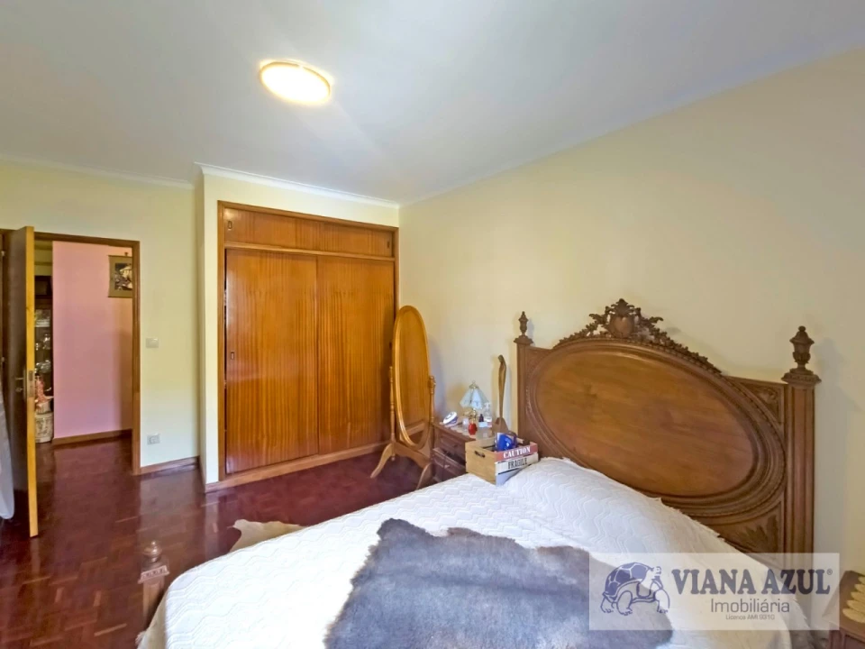 Moradia T4 para Venda em Vila Nova de Anha Foto 15