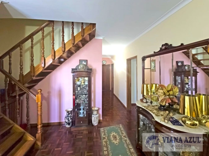 Moradia T4 para Venda em Vila Nova de Anha Foto 9