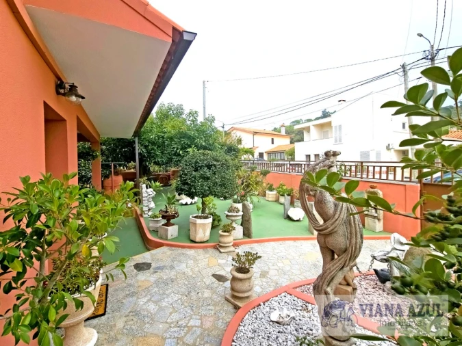 Moradia T4 para Venda em Vila Nova de Anha Foto 34