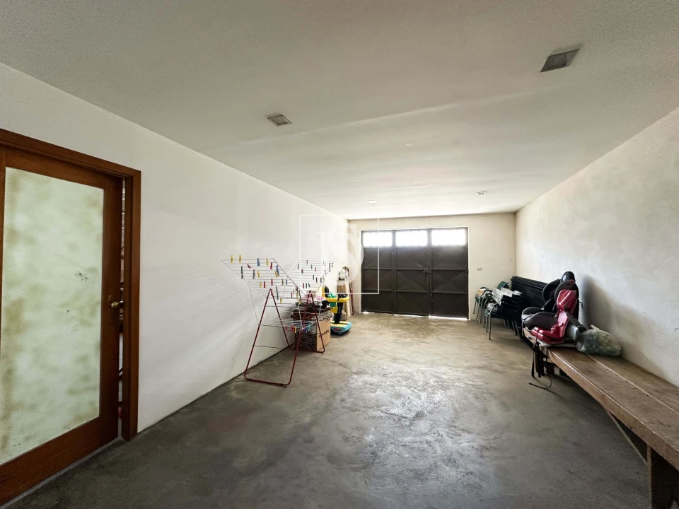 Moradia T4 para Venda em Monsul Foto 17