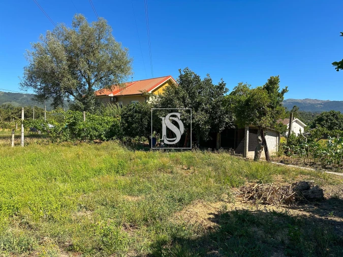 Moradia T4 para Venda em Monsul Foto 2