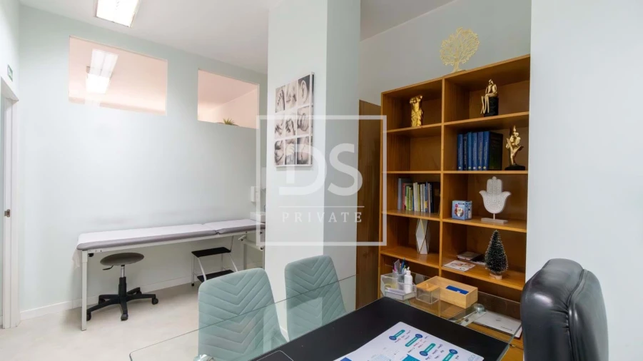 Escritório para Venda em Cidade da Maia Foto 5