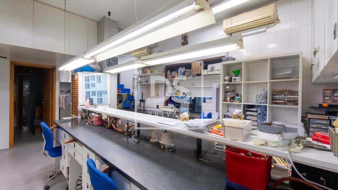 Escritório para Venda em Cidade da Maia Foto 11