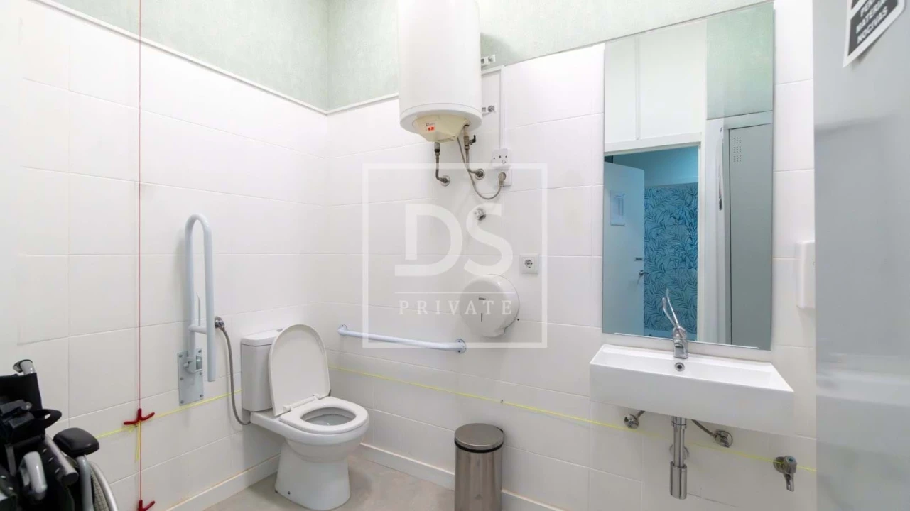 Escritório para Venda em Cidade da Maia Foto 2