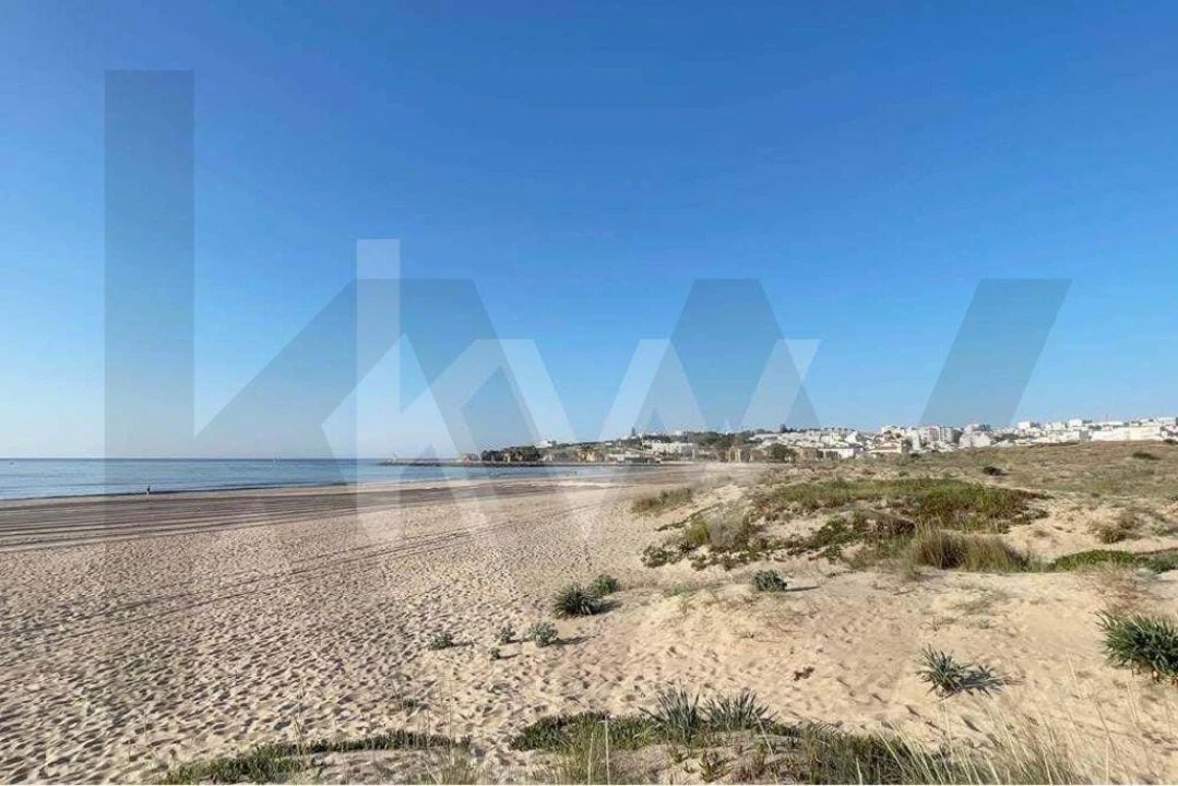 Moradia T3 para Venda em Lagos (São Sebastião e Santa Maria) Foto 45