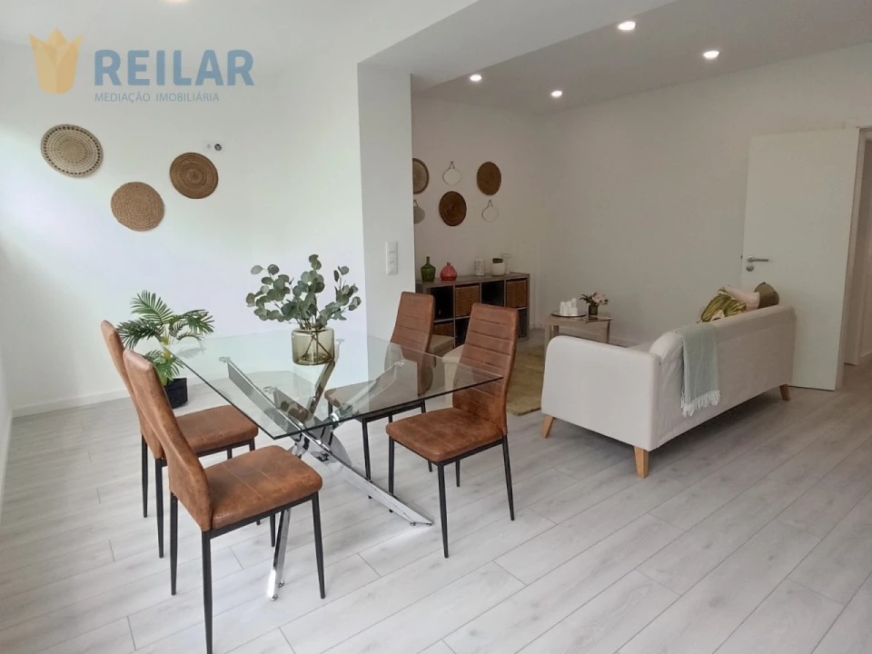 Apartamento T3 para Venda em Benfica Foto 2