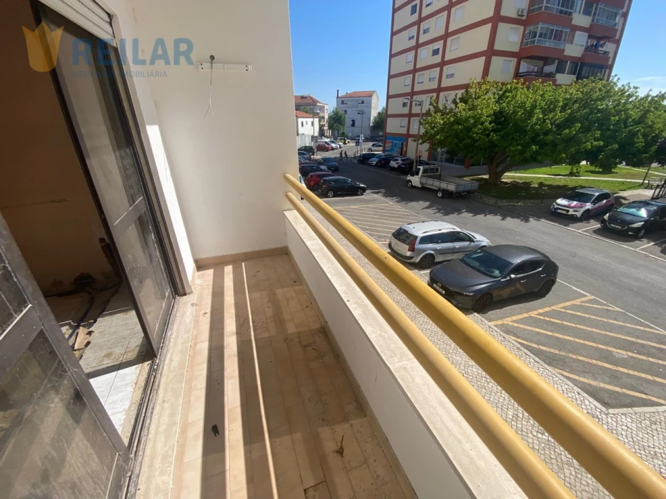 Apartamento T2 para Venda em Castanheira do Ribatejo e Cachoeiras Foto 14