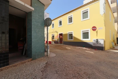 Moradia T0 para Venda em Portimão