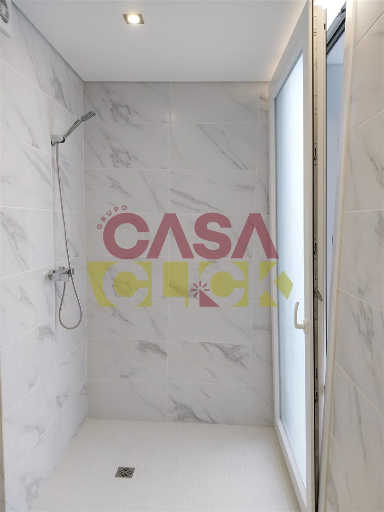 Moradia T5 para Venda em São João Baptista Foto 12