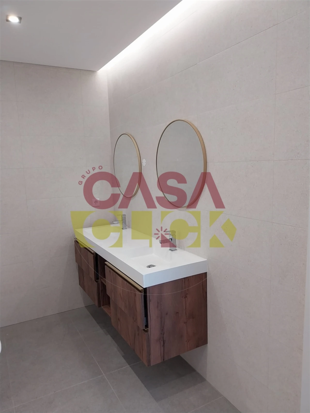 Moradia T5 para Venda em São João Baptista Foto 15